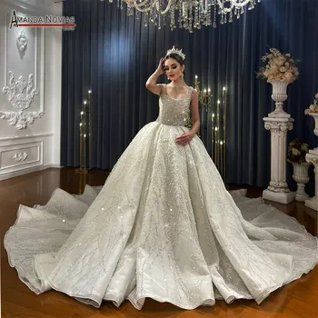 На бретелях Луксозна сватбена рокля в Дубайском стил, расшитое мъниста NS4261